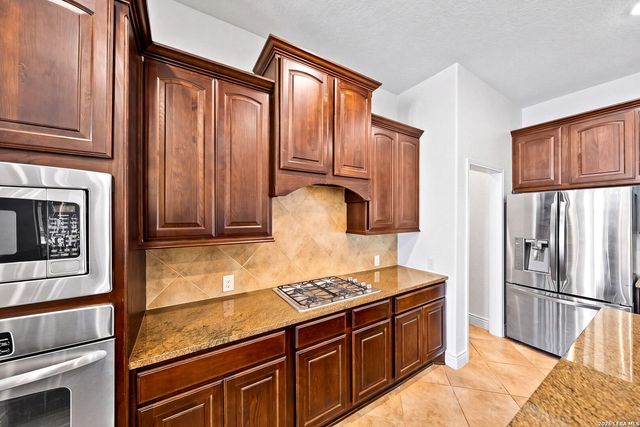 13502 PALATINE HL, San Antonio, TX 78253