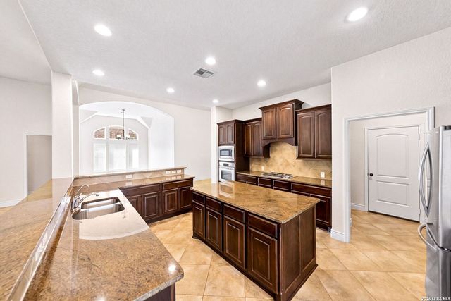 13502 PALATINE HL, San Antonio, TX 78253