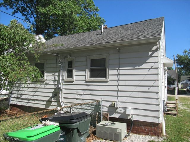 29107 Fuller Avenue, Wickliffe, OH 44092