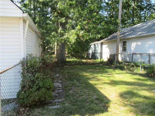 29107 Fuller Avenue, Wickliffe, OH 44092