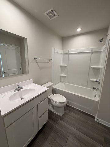 2757 Thornton Grove Blvd Apt 141, Nashville, TN 37207