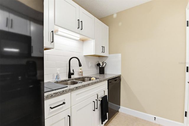1600 BIG TREE ROAD G3, South Daytona, FL 32119
