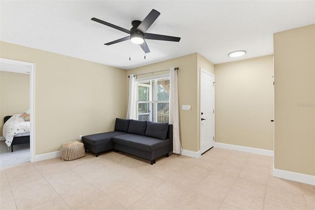 1600 BIG TREE ROAD G3, South Daytona, FL 32119