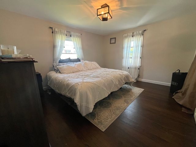 16 Douglas Ave, Beverly, MA 01915