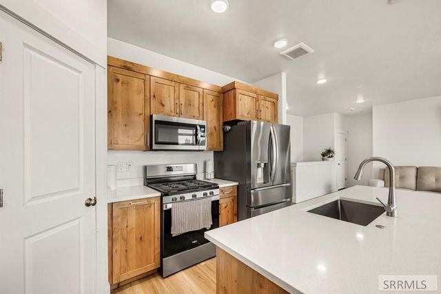 2475 Pinnacle Drive, Idaho Falls, ID 83401