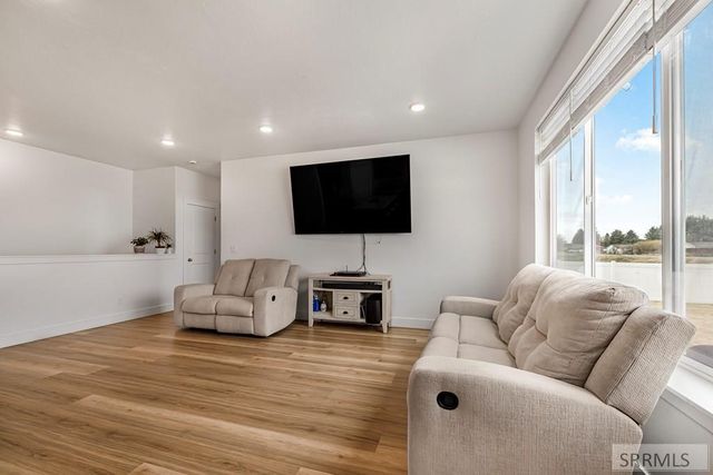 2475 Pinnacle Drive, Idaho Falls, ID 83401