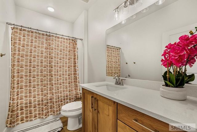 2475 Pinnacle Drive, Idaho Falls, ID 83401