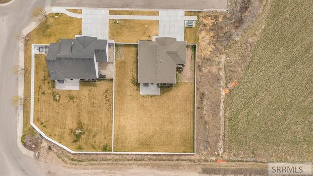 2475 Pinnacle Drive, Idaho Falls, ID 83401