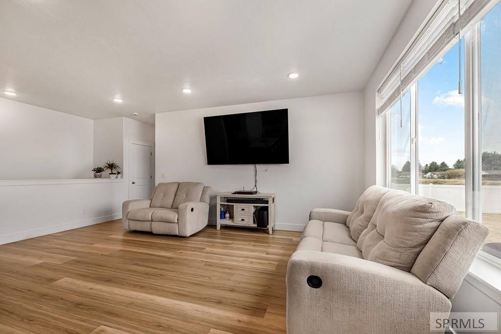 Image 14 of property listing at 2475 Pinnacle Drive, Idaho Falls, ID 83401