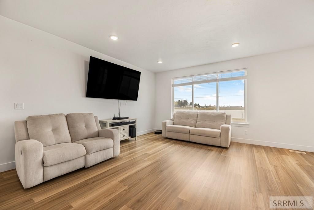 Image 15 of property listing at 2475 Pinnacle Drive, Idaho Falls, ID 83401