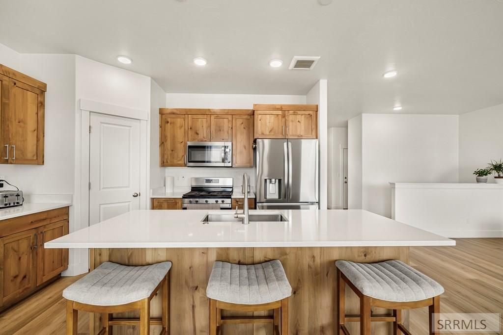 Image 9 of property listing at 2475 Pinnacle Drive, Idaho Falls, ID 83401