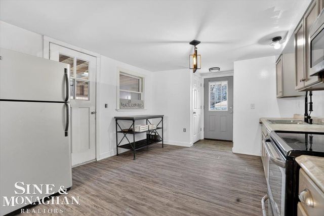 7272 Lakewood Road, Lexington, MI 48450