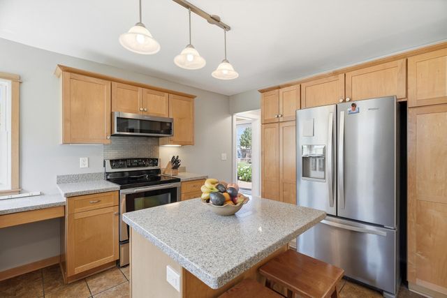 681 Wilder Street S, Saint Paul, MN 55116