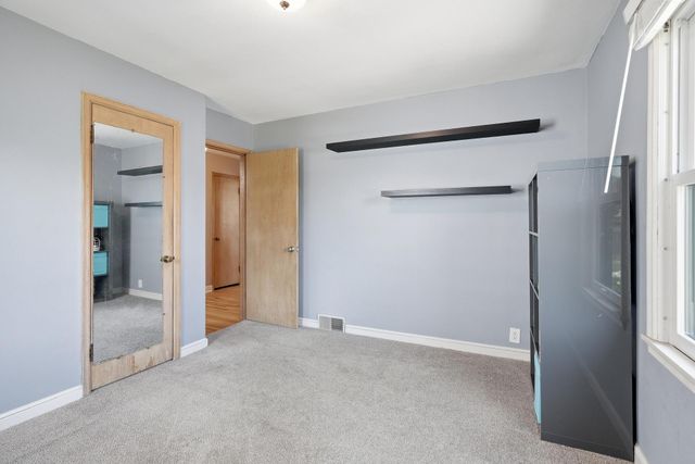 681 Wilder Street S, Saint Paul, MN 55116