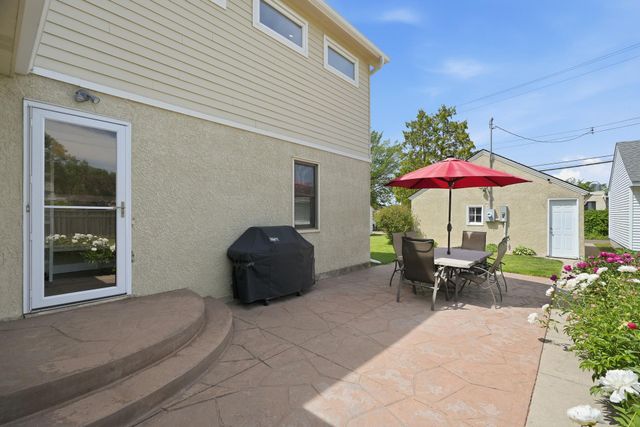 681 Wilder Street S, Saint Paul, MN 55116