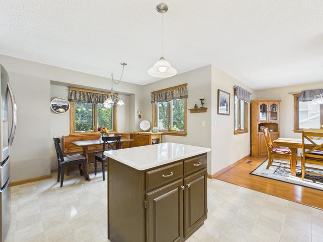 2194 Jennifer Court, North Saint Paul, MN 55109