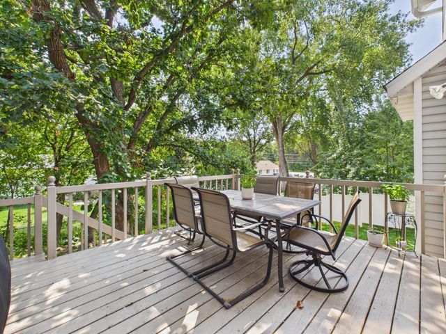 2194 Jennifer Court, North Saint Paul, MN 55109