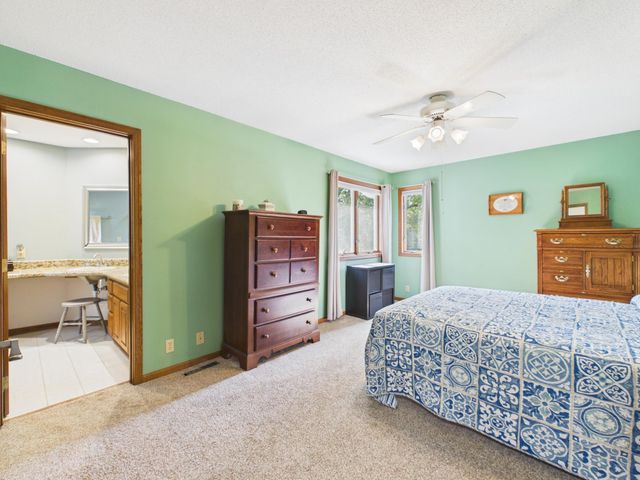 2194 Jennifer Court, North Saint Paul, MN 55109