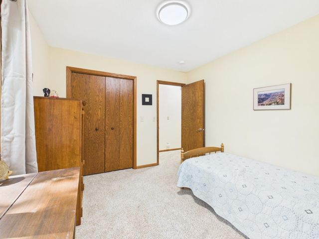 2194 Jennifer Court, North Saint Paul, MN 55109