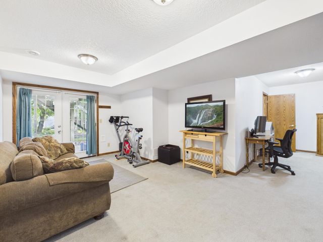 2194 Jennifer Court, North Saint Paul, MN 55109
