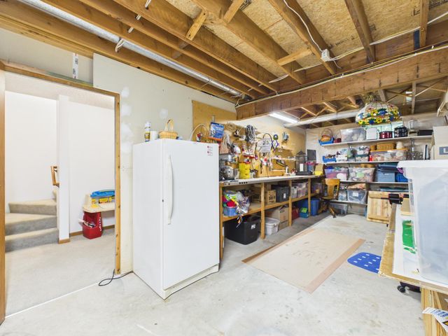 2194 Jennifer Court, North Saint Paul, MN 55109