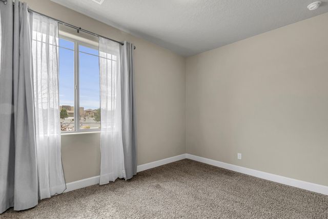 8609 Forecast Court NW, Albuquerque, NM 87120