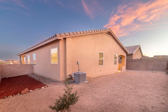 8609 Forecast Court NW, Albuquerque, NM 87120