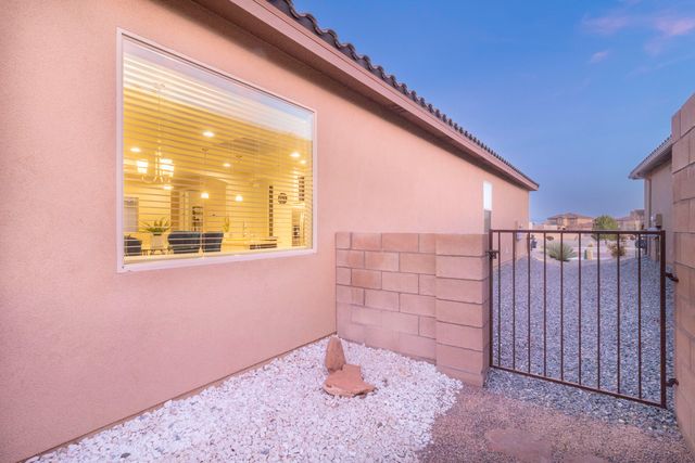 8609 Forecast Court NW, Albuquerque, NM 87120