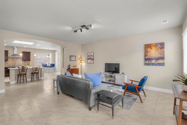 8609 Forecast Court NW, Albuquerque, NM 87120