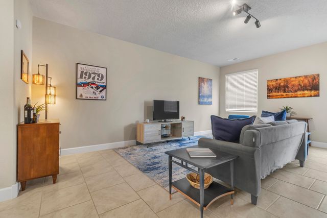 8609 Forecast Court NW, Albuquerque, NM 87120