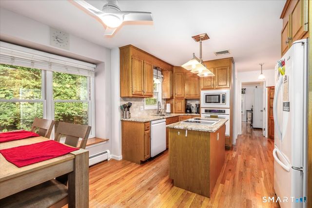 17 Norton Lane, New Milford, CT 06776