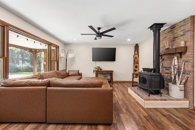 6775 Glacier DRIVE, West Bend, WI 53090