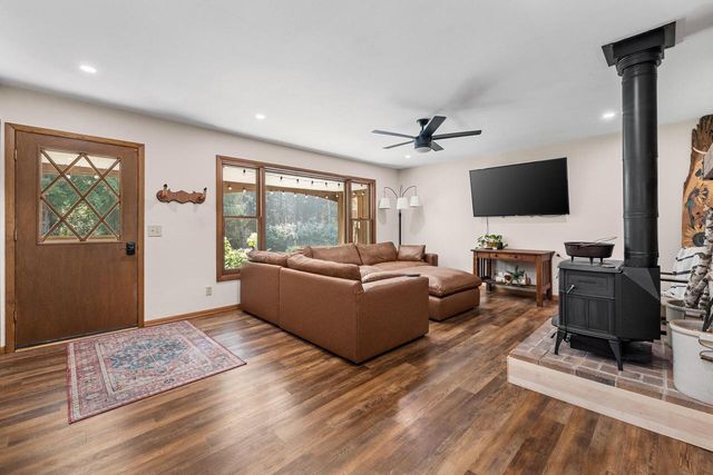6775 Glacier DRIVE, West Bend, WI 53090