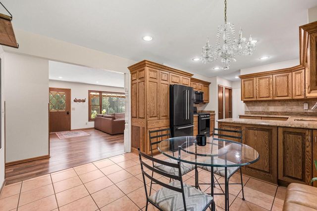 6775 Glacier DRIVE, West Bend, WI 53090