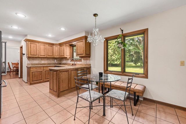 6775 Glacier DRIVE, West Bend, WI 53090