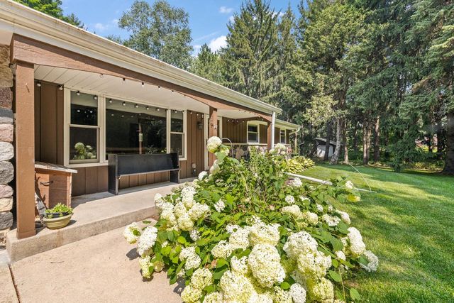 6775 Glacier DRIVE, West Bend, WI 53090