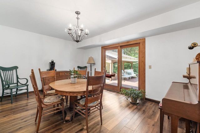 6775 Glacier DRIVE, West Bend, WI 53090