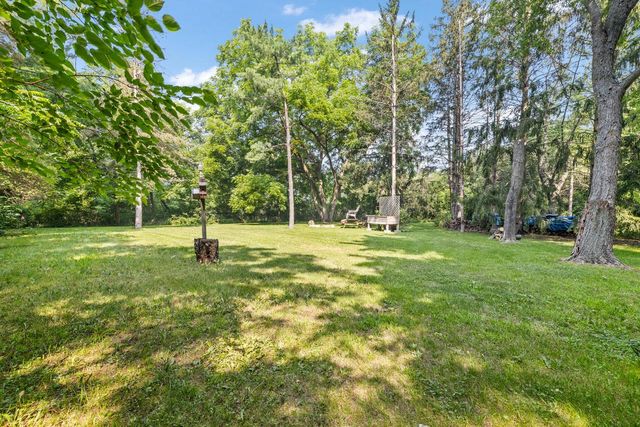 6775 Glacier DRIVE, West Bend, WI 53090