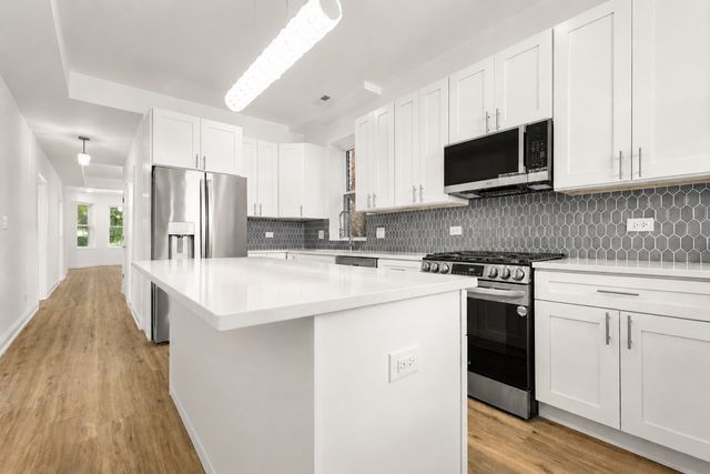 4751 W Monroe Street 1, Chicago, IL 60644