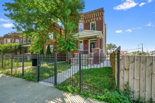 4751 W Monroe Street 1, Chicago, IL 60644