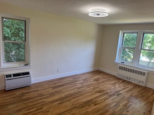 250 W Merrick Road 2R, Freeport, NY 11520