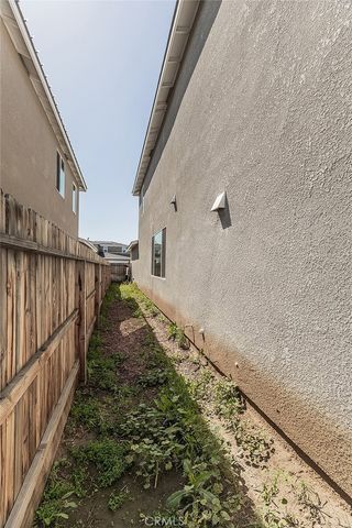 2844 N Vahe, Fresno, CA 93737