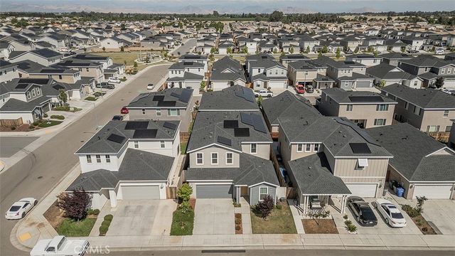 2844 N Vahe, Fresno, CA 93737