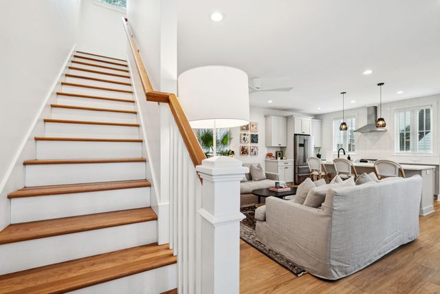 16 Cleveland Street 300, Charleston, SC 29403