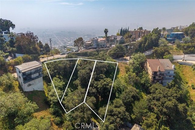 8441 Grand View, Los Angeles, CA 90046