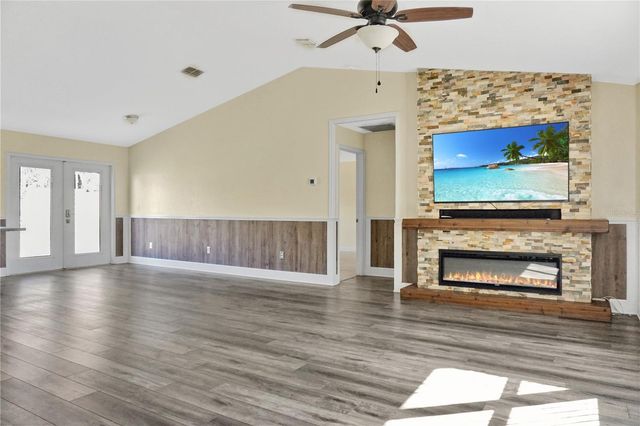 206 NORTH BOULEVARD W, Davenport, FL 33837