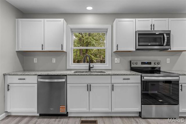 1514 E Mont Carmel Street, Bonne Terre, MO 63628