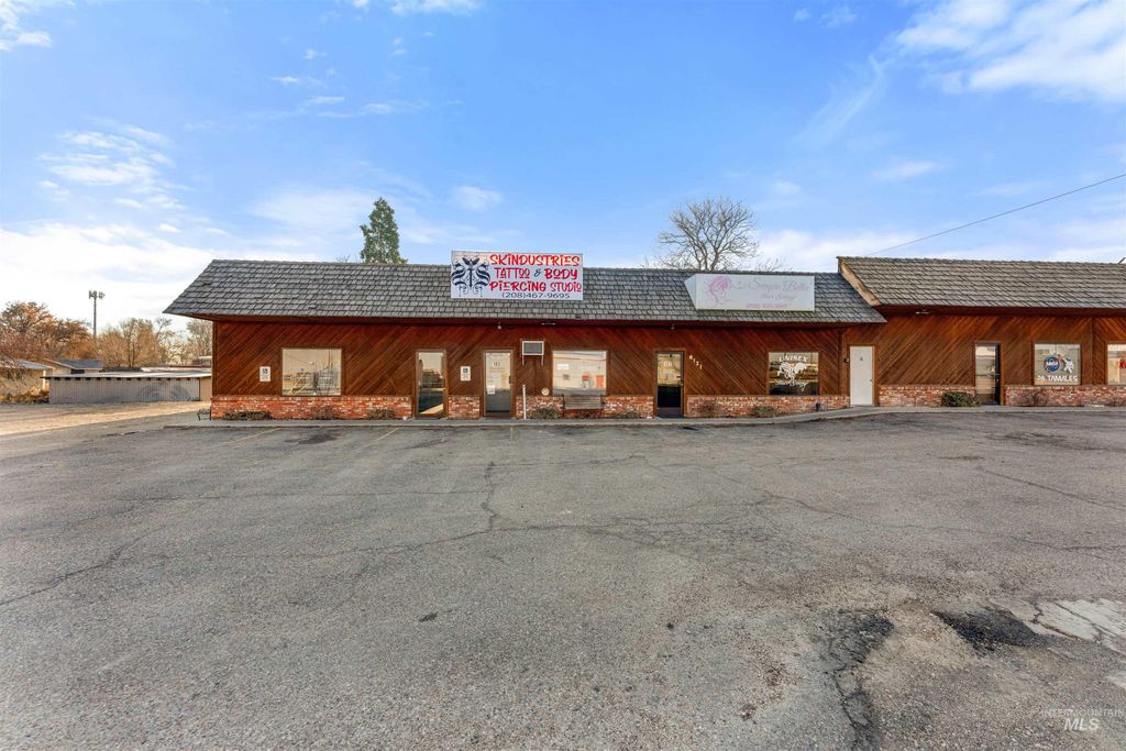 6121 & 6211 Cleveland Blvd, Caldwell, ID 83607 photo 5