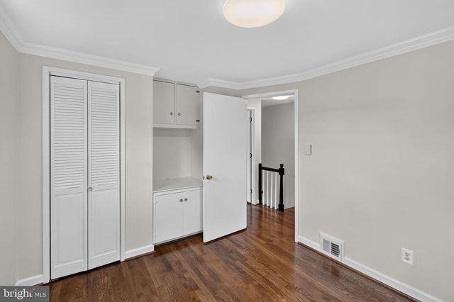102 S INGRAM ST, Alexandria, VA 22304