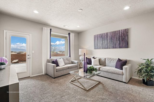 10545 Caresso Lp Loop SW, Albuquerque, NM 87121